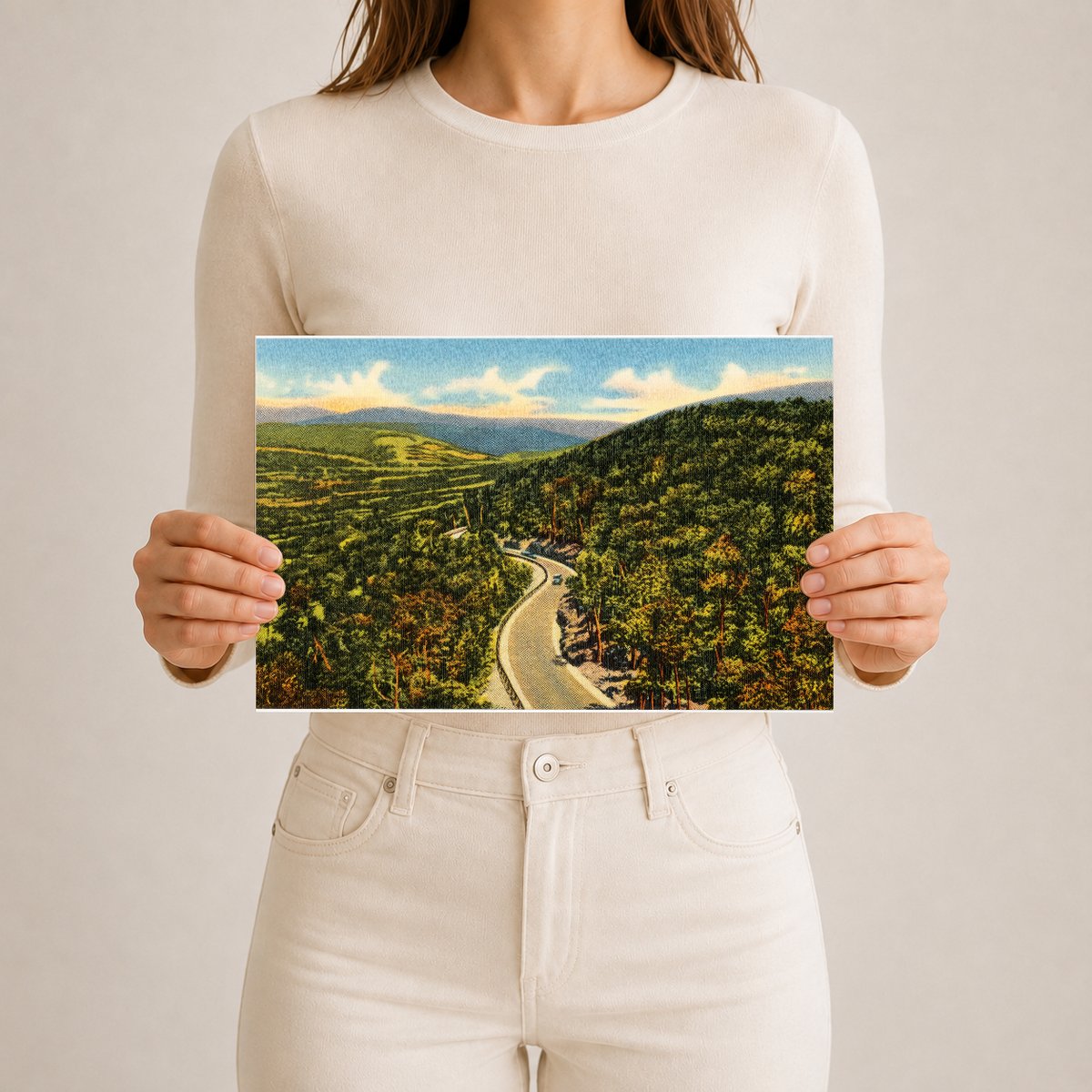 Road winding through mountains — Vintage Maryland Postcard