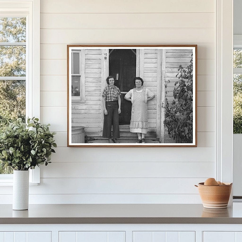 1937 Vintage Image Pioneer Farmer Family Little Fork Minnesota - Available at KNOWOL