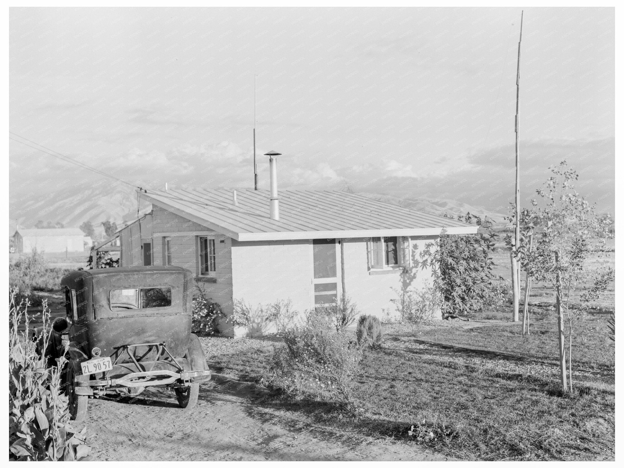 1938 Vintage House Image Garden Homes Kern County California - Available at KNOWOL