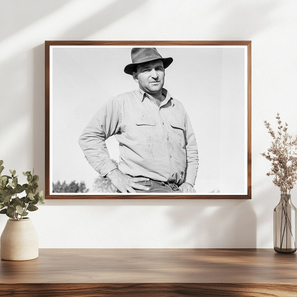1938 Vintage Image of Farmer Applicant in California - Available at KNOWOL