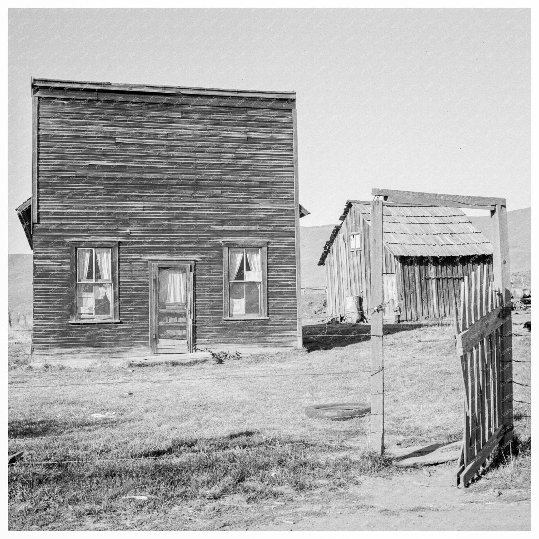 1939 Farmer Saloon and Stagecoach Tavern Idaho History - Available at KNOWOL