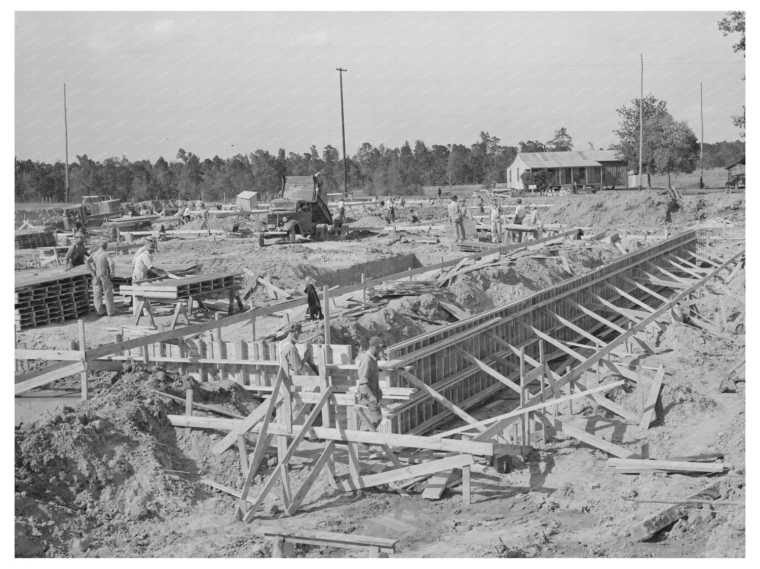 1939 Lufkin Texas Paper Mill Foundation Construction - Available at KNOWOL