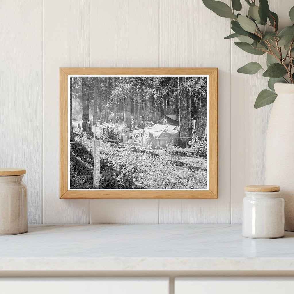 1939 Vintage Auto Camp with Bean Pickers in Oregon - Available at KNOWOL