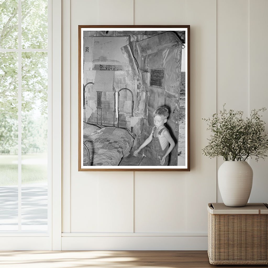 1939 Vintage Interior of Arkansas River Bottoms House - Available at KNOWOL