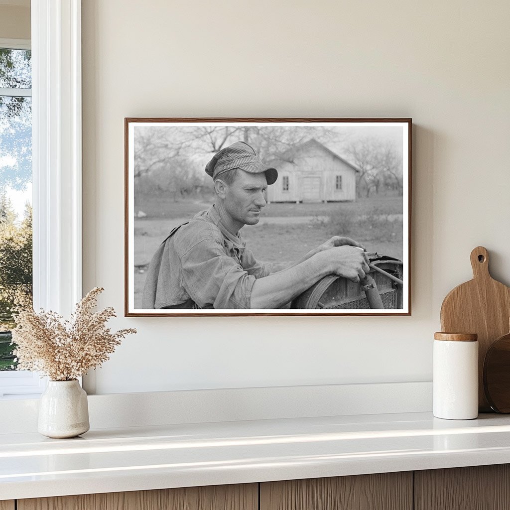 1939 Vintage Photograph of White Migrant Worker in Texas - Available at KNOWOL