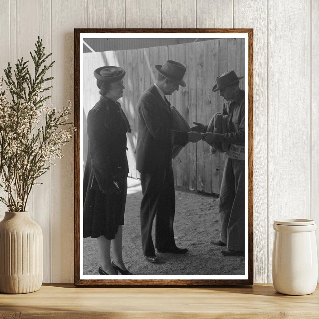 1940 San Angelo Rodeo Cushion Vendor Vintage Photo - Available at KNOWOL