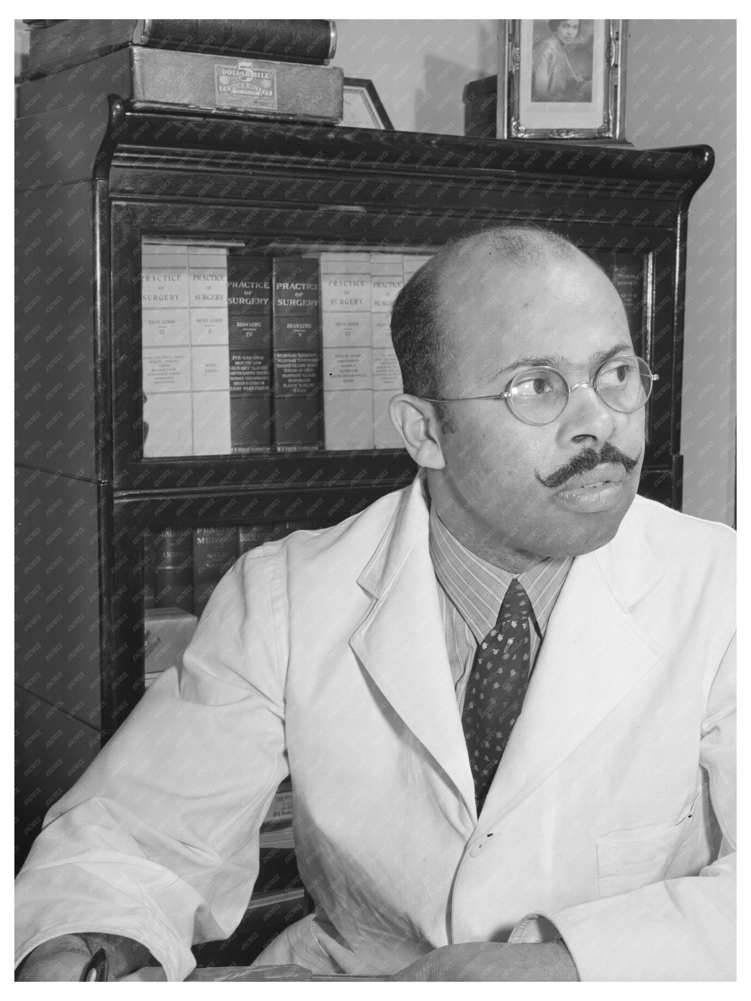 1941 Chicago Doctor Office Vintage Image FSA/OWI Collection - Available at KNOWOL