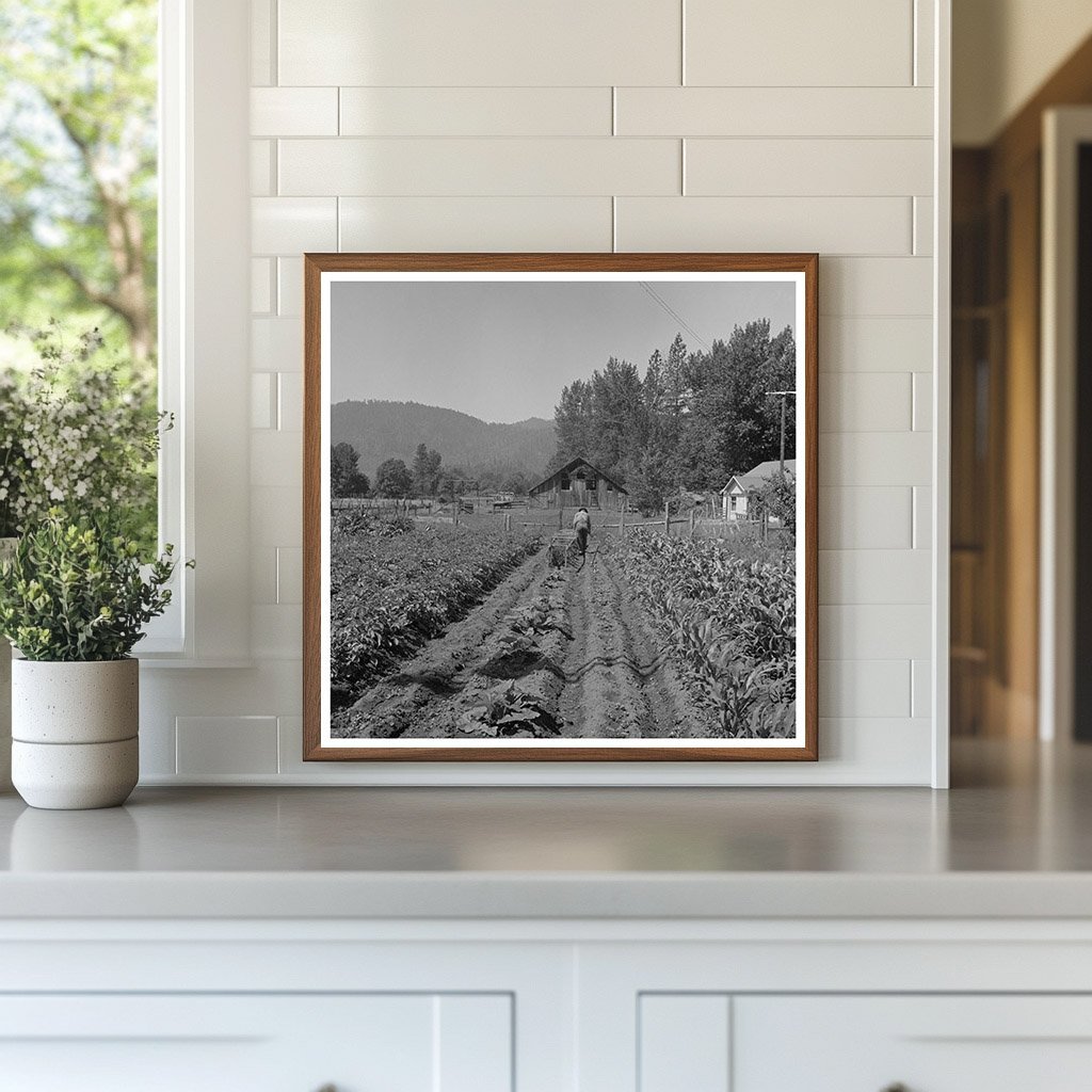 1942 Vintage Black and White Oregon Garden Image - Available at KNOWOL
