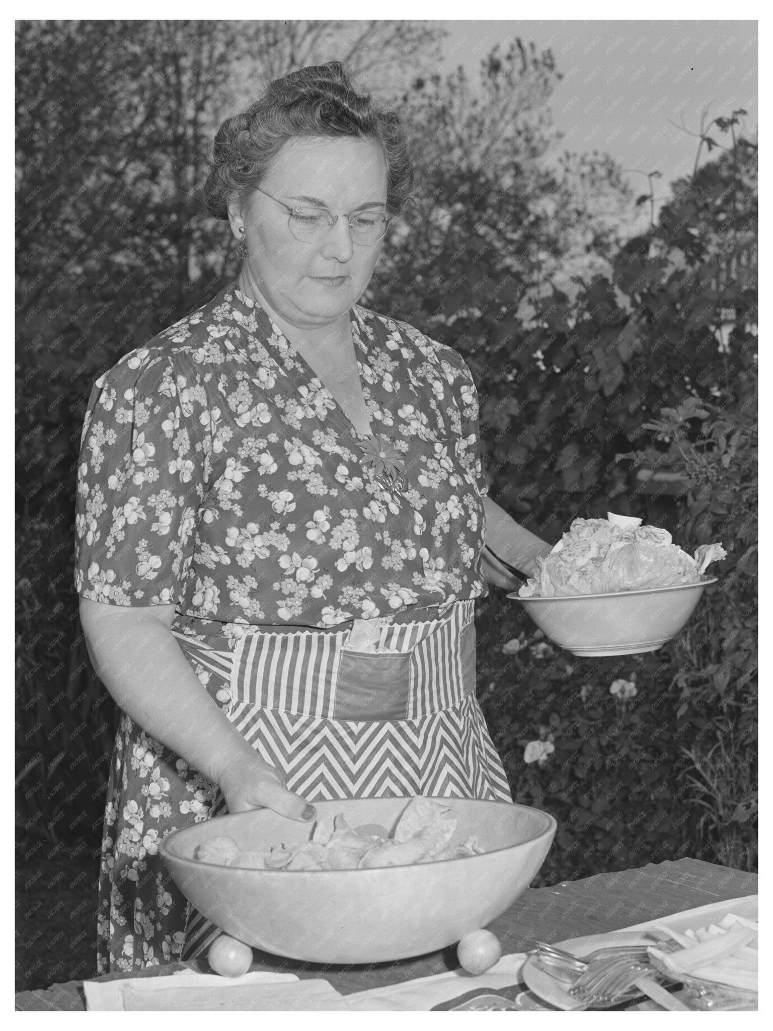 1942 Vintage Housewife Serving Dinner in Turlock California - Available at KNOWOL