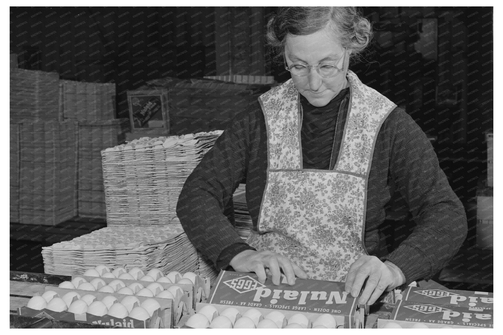 1942 Vintage Image of Workers Packing Eggs in California - Available at KNOWOL