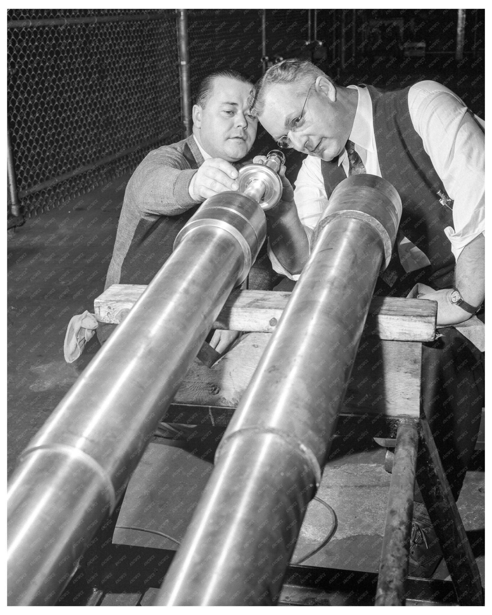 1944 Vintage Photo of Inspectors Examining 40 mm Anti - Aircraft Gun Barrel at Chrysler Plant - Available at KNOWOL