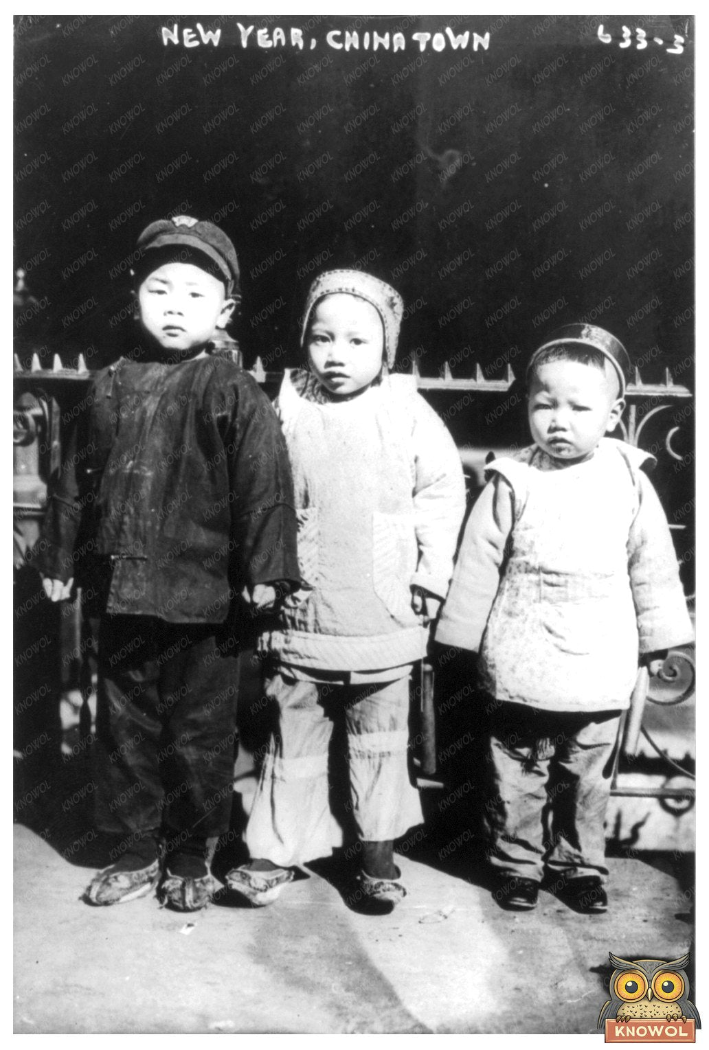 1909 Chinatown: Vibrant Life in Early 20th Century NYC