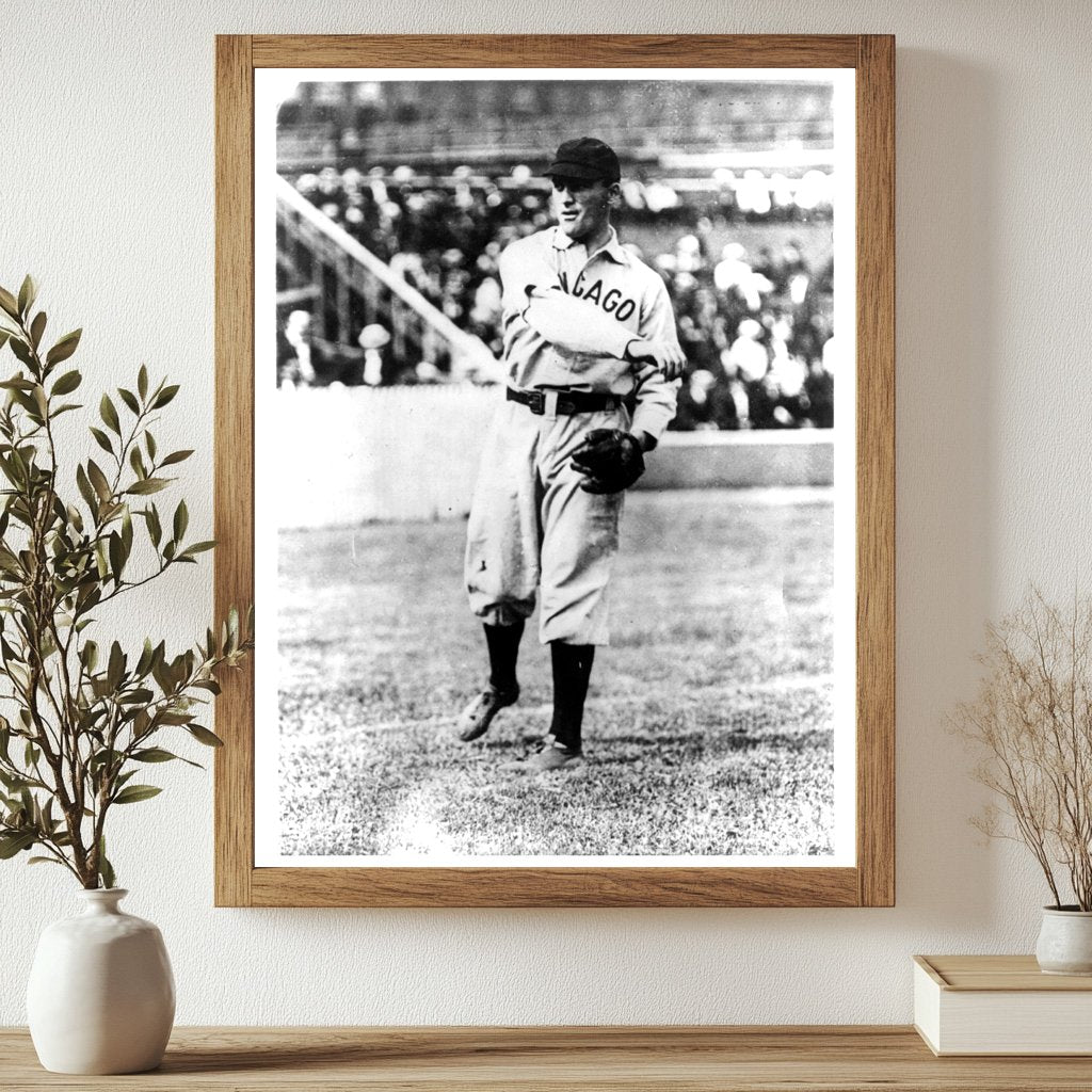 1906 Polo Grounds: Chicago NLs Star Outfielder