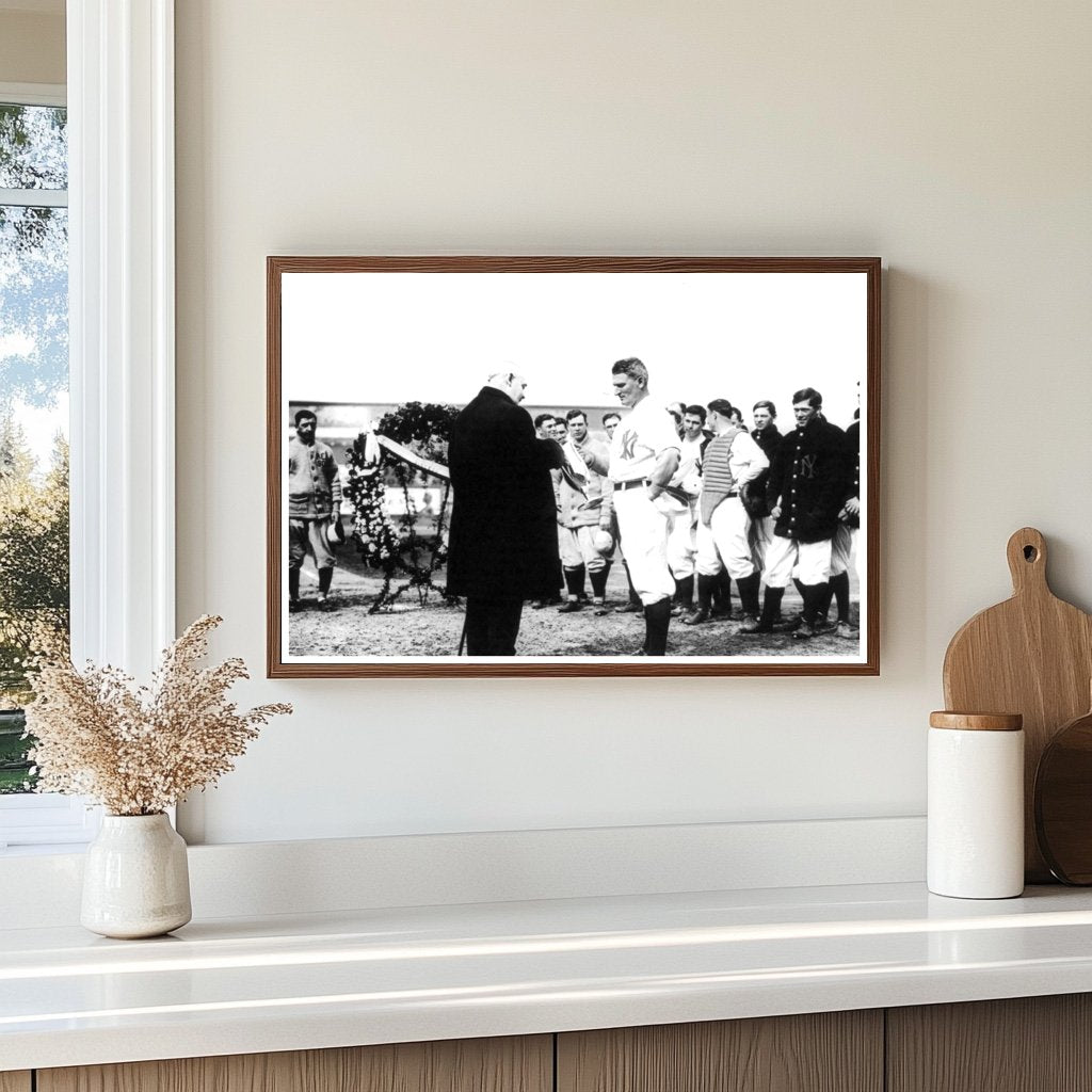 1912 Yankees Honor: Award Ceremony in Baseball History