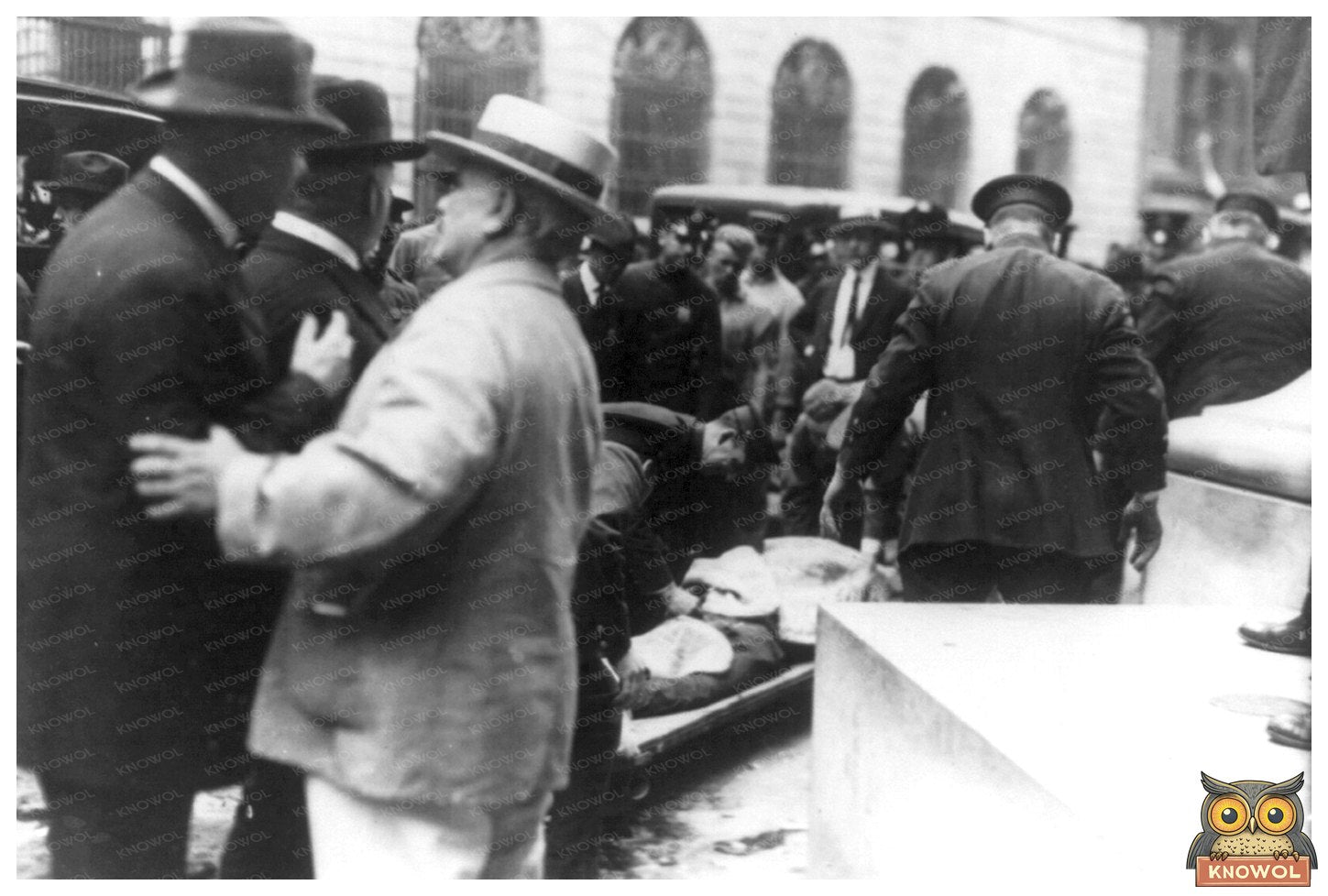 1920 NYC Anarchist Bombing Aftermath - Historic Moment