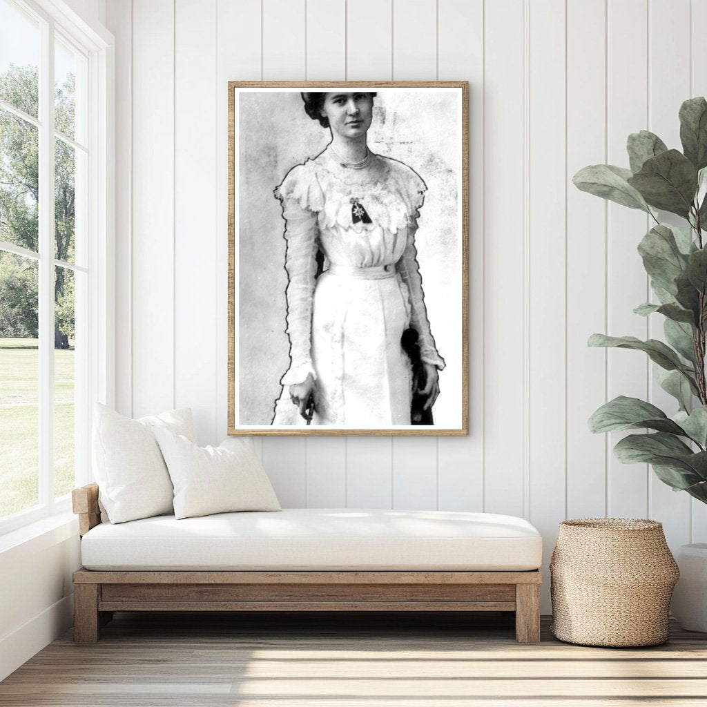 Loenora Jackson: A Snapshot of 20th Century Life