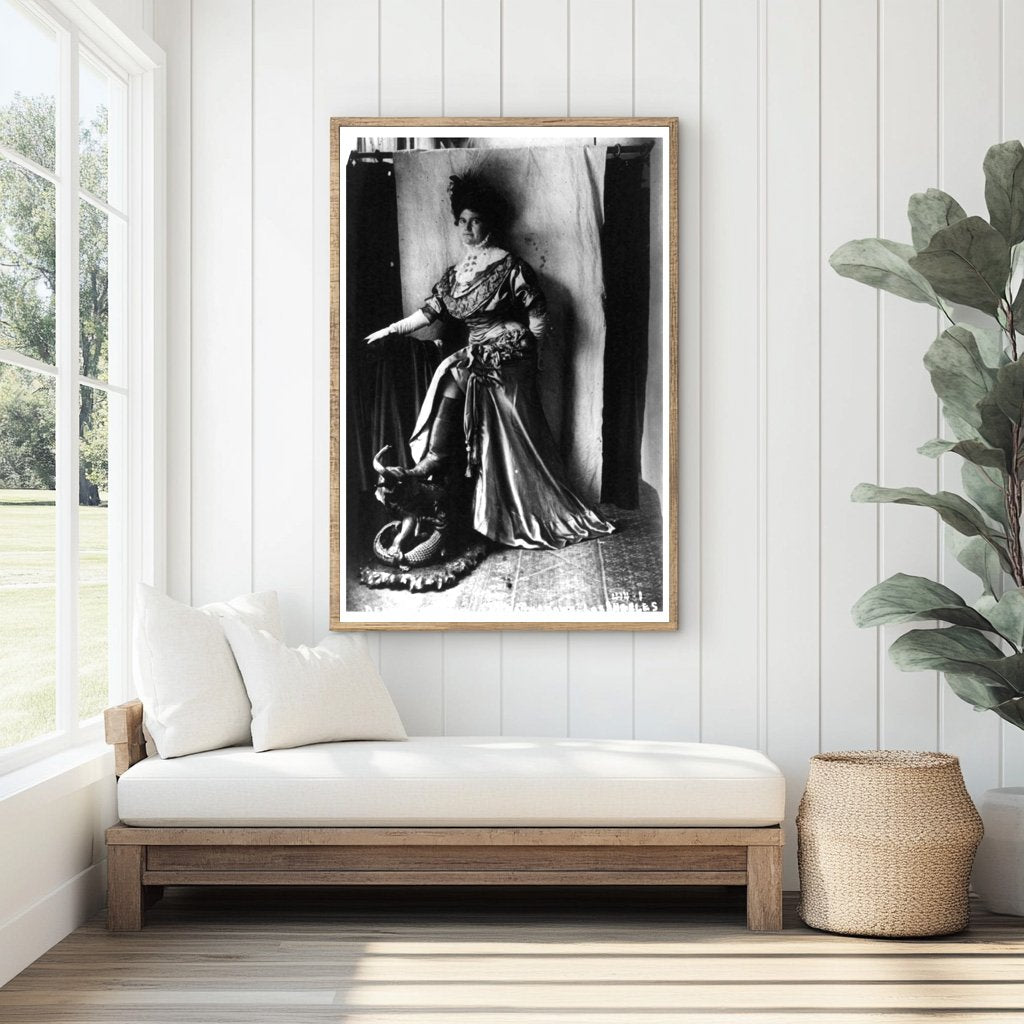 1908 Los Angeles Shop Girl in Sheath Gown & Boots