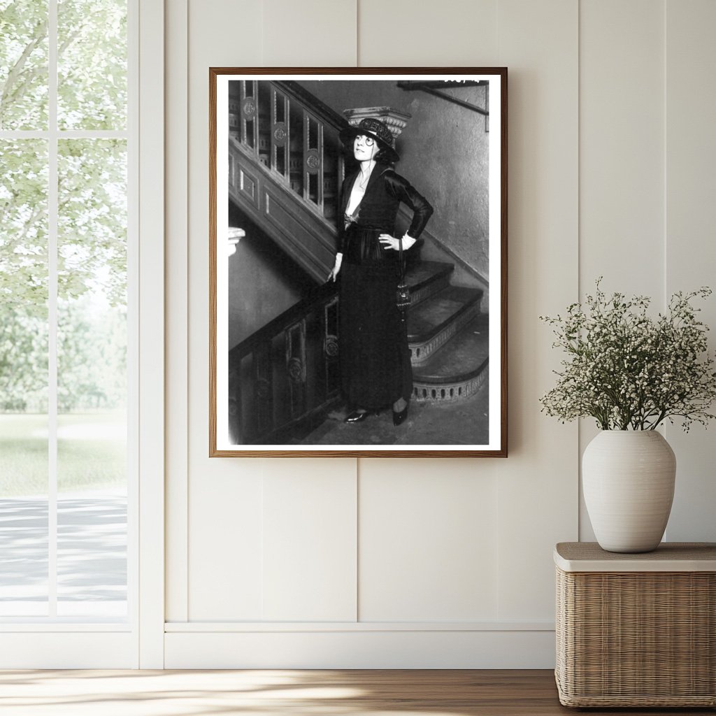 Ruth Gordon, Rising Star: 1919 Aspiring Actress