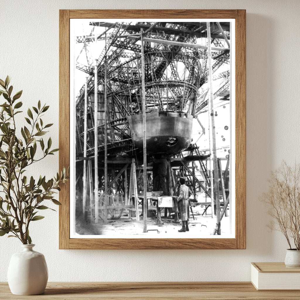 Luxurious Zeppelin Gondola for Pilots and Passengers