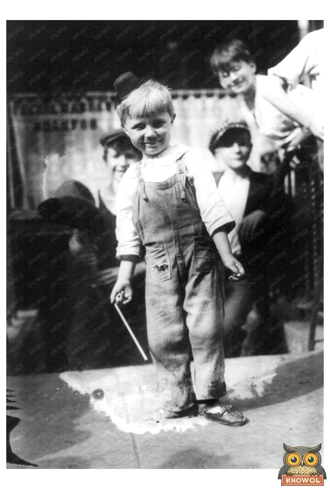 Urban Childhood Play in 1915 New York City