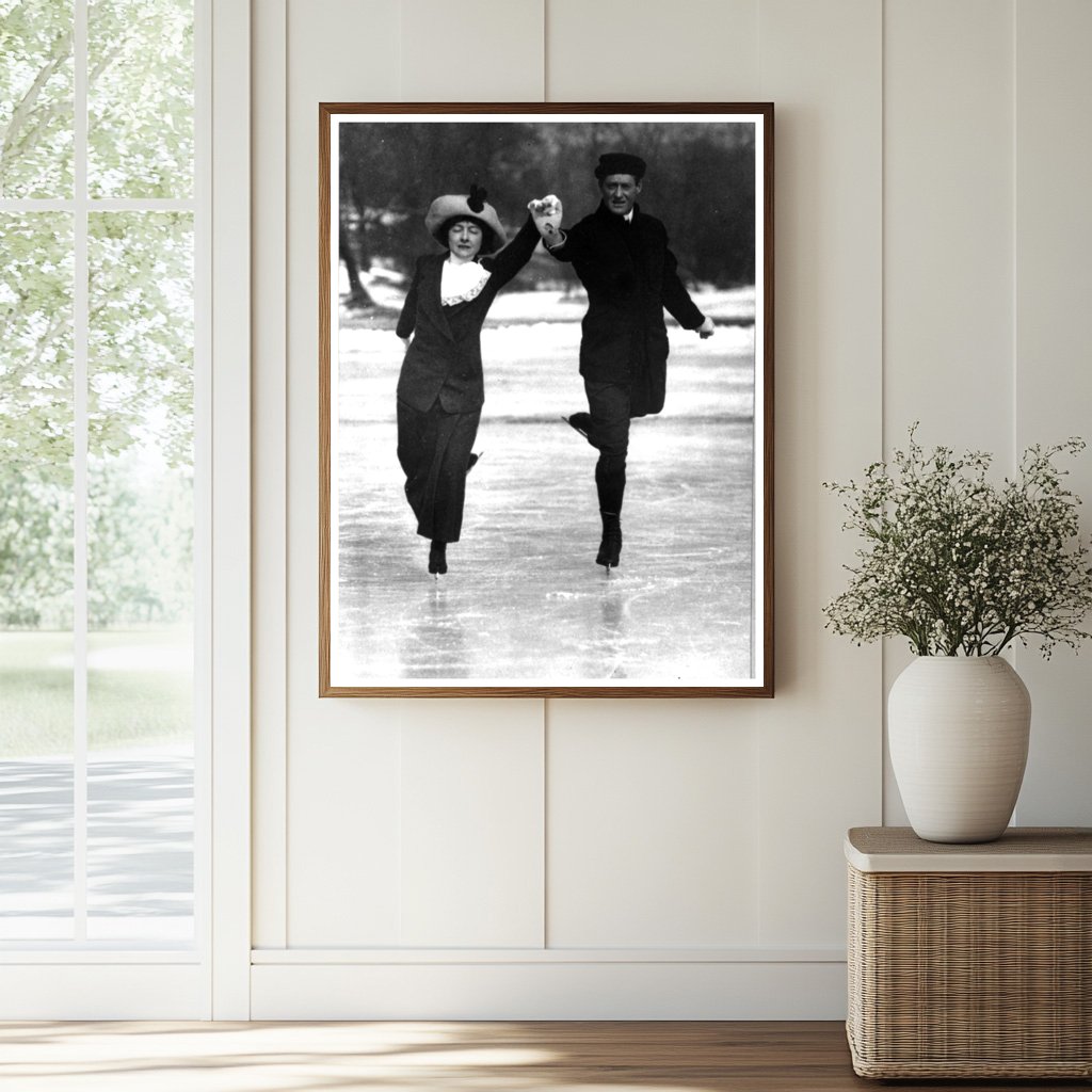 1913 Central Park Ice Skating Couples’ Delight