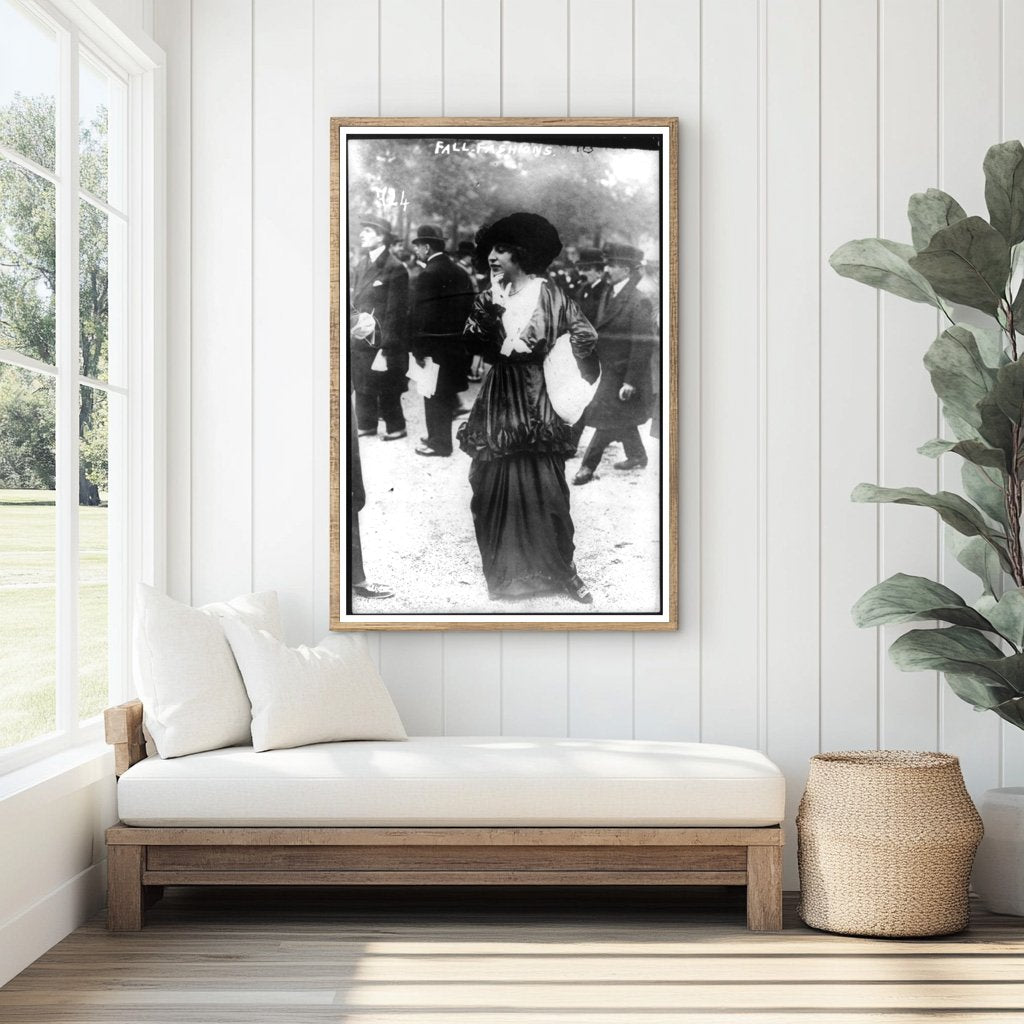 Elegant 1913 Fall Womens Fashion in New York City