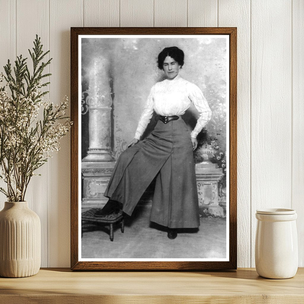 1911 Womens Pantaloon Skirt: Vintage Fashion Elegance