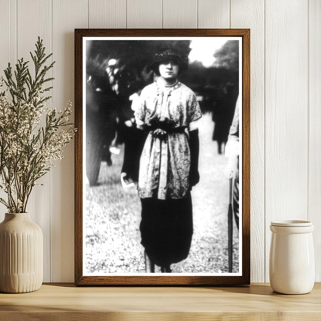 Elegant Parisian Womens Fashions of April 1913