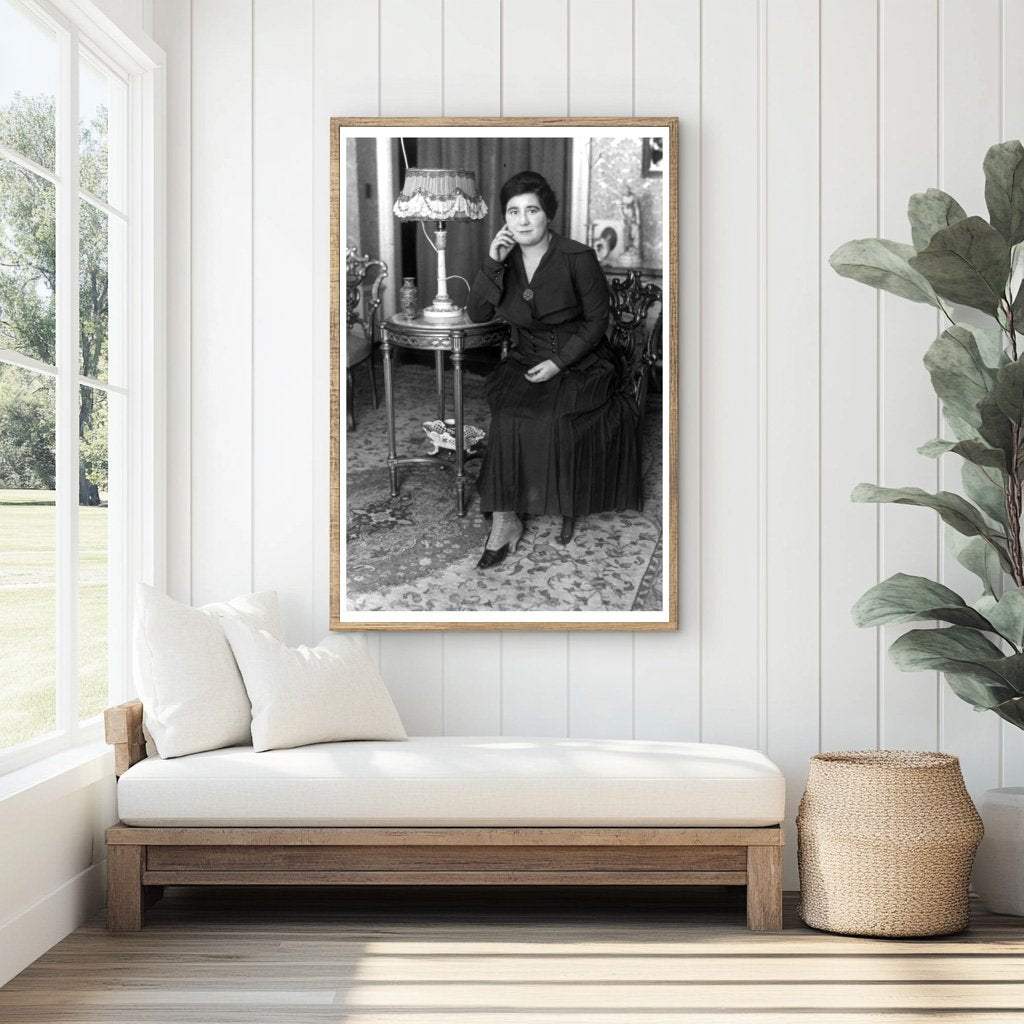 Captivating Portrait of Early 20th Century Singer Amy Castle