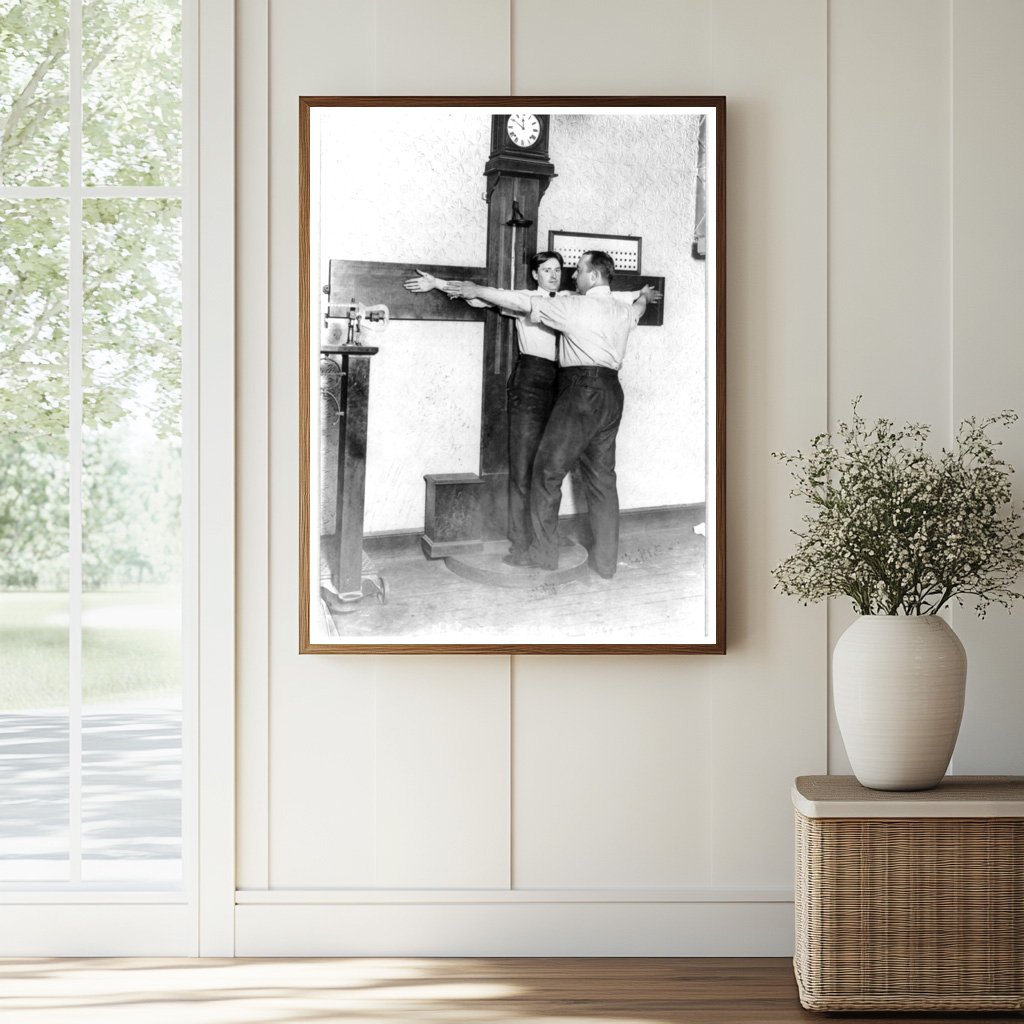 1908 Police Officer Measuring Suspects Armspan