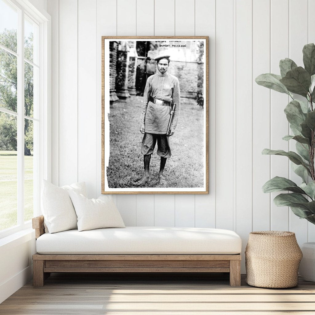 1922 British Colonial Policeman in Bombay, India