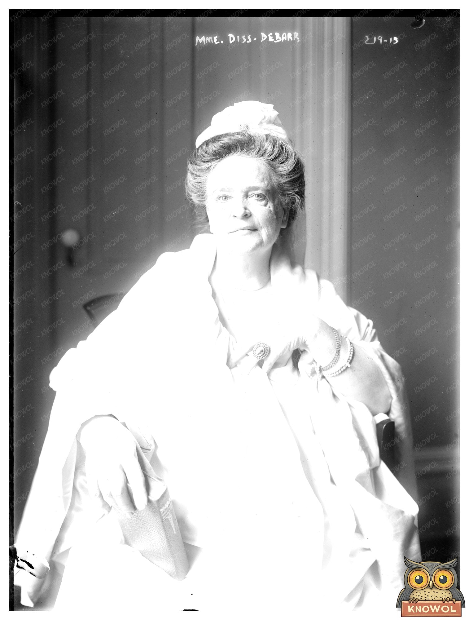 Elegant Portrait of Early 20th Century Artist