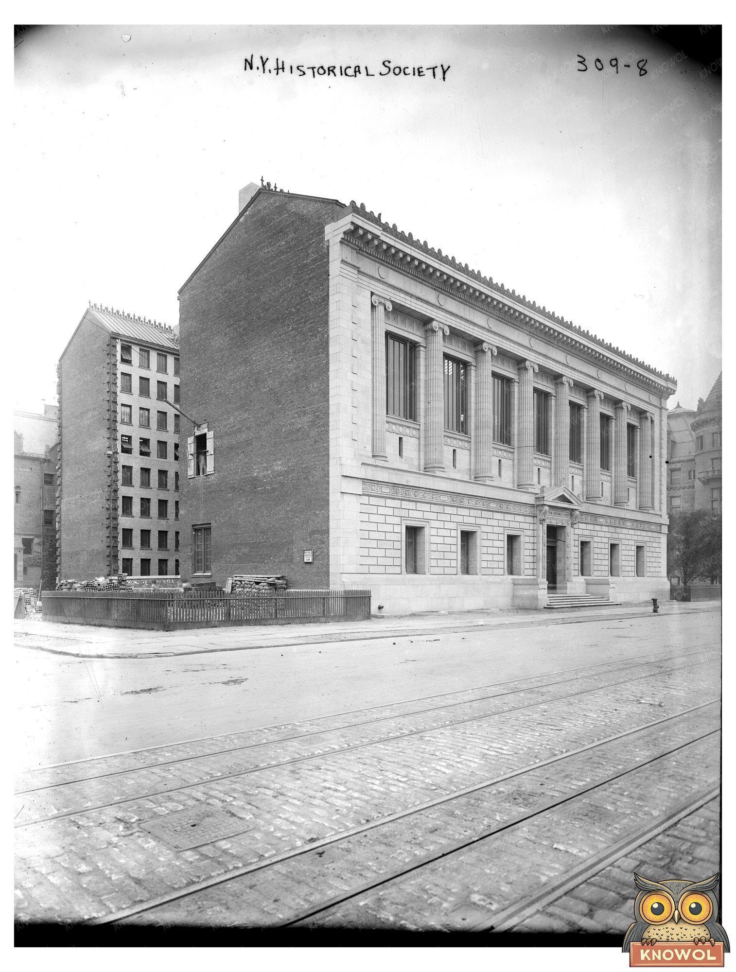 Manhattans Historic New York Historical Society Building
