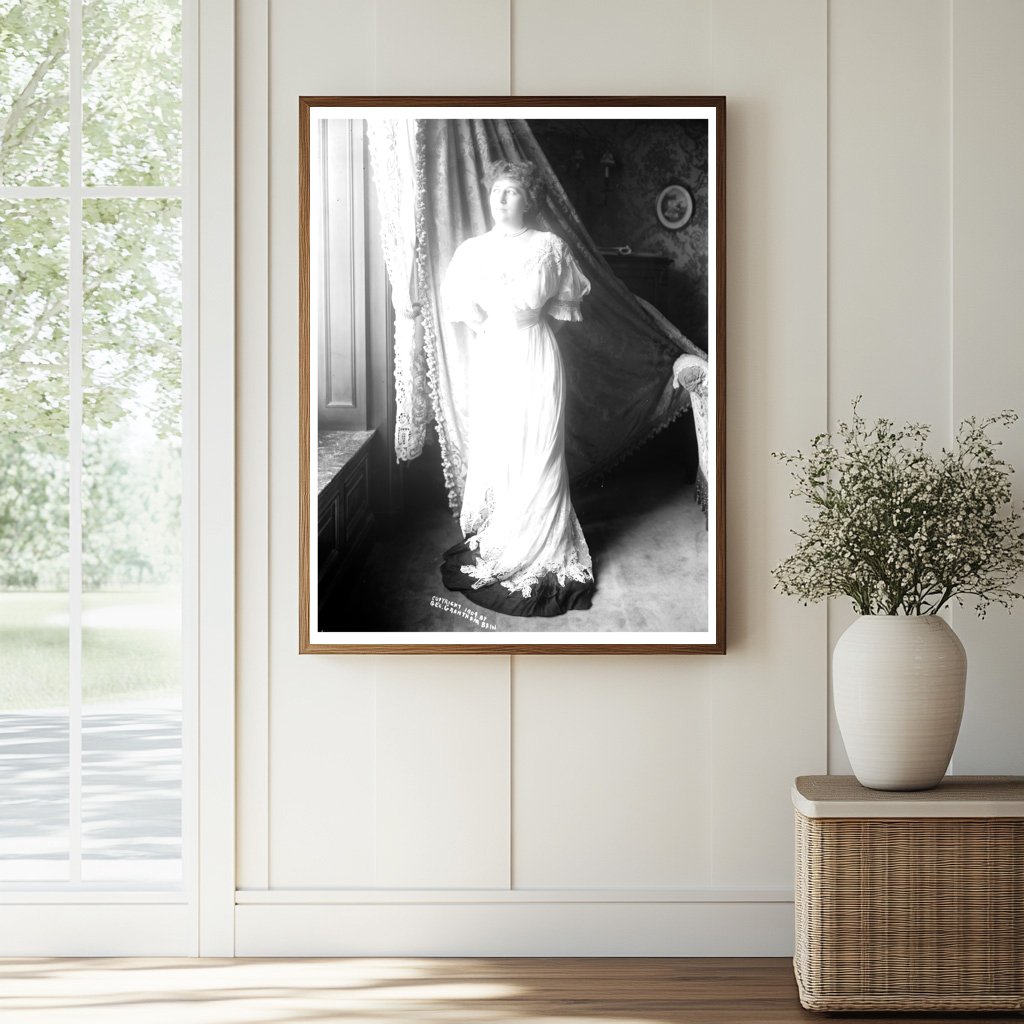 1909 Portrait of a Celebrated Opera Star