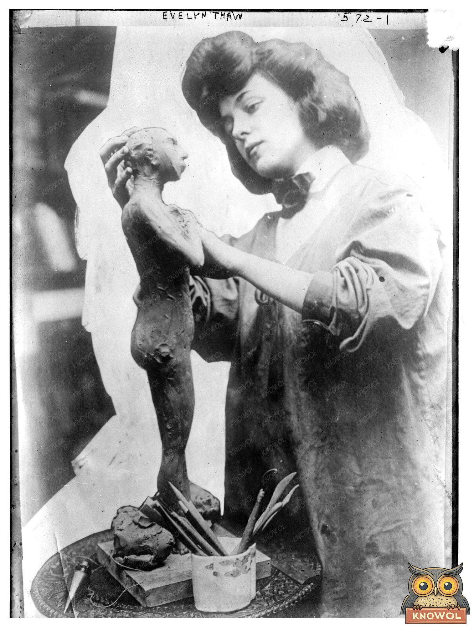 Elegant Society Belle of Early 20th-Century NYC