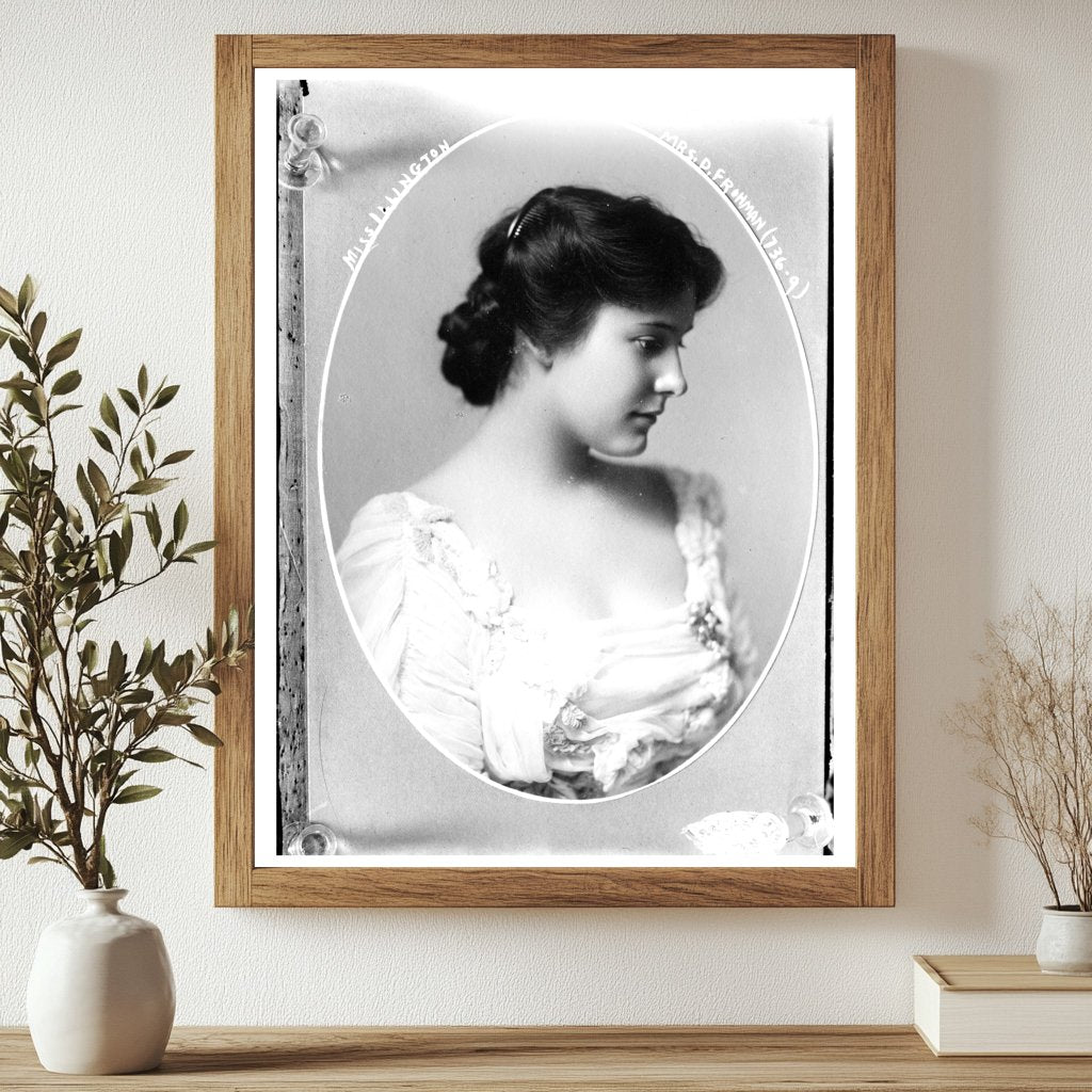 1909 Portrait of Miss Illington, Theatrical Star