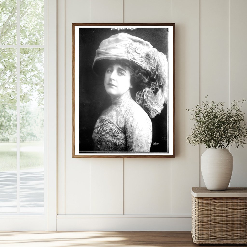 Captivating Portrait of Early 20th-Century Actress