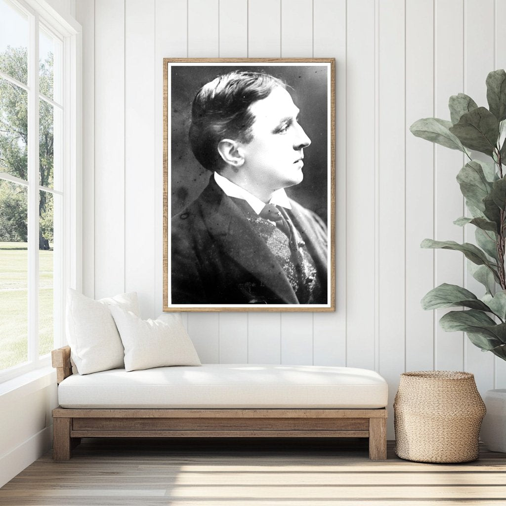 Timeless Profile of a 20th Century Theater Icon