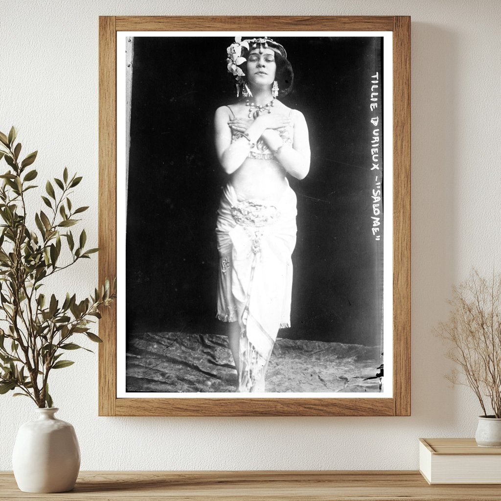 Enchanting Salome Performance by Actress DUrieux