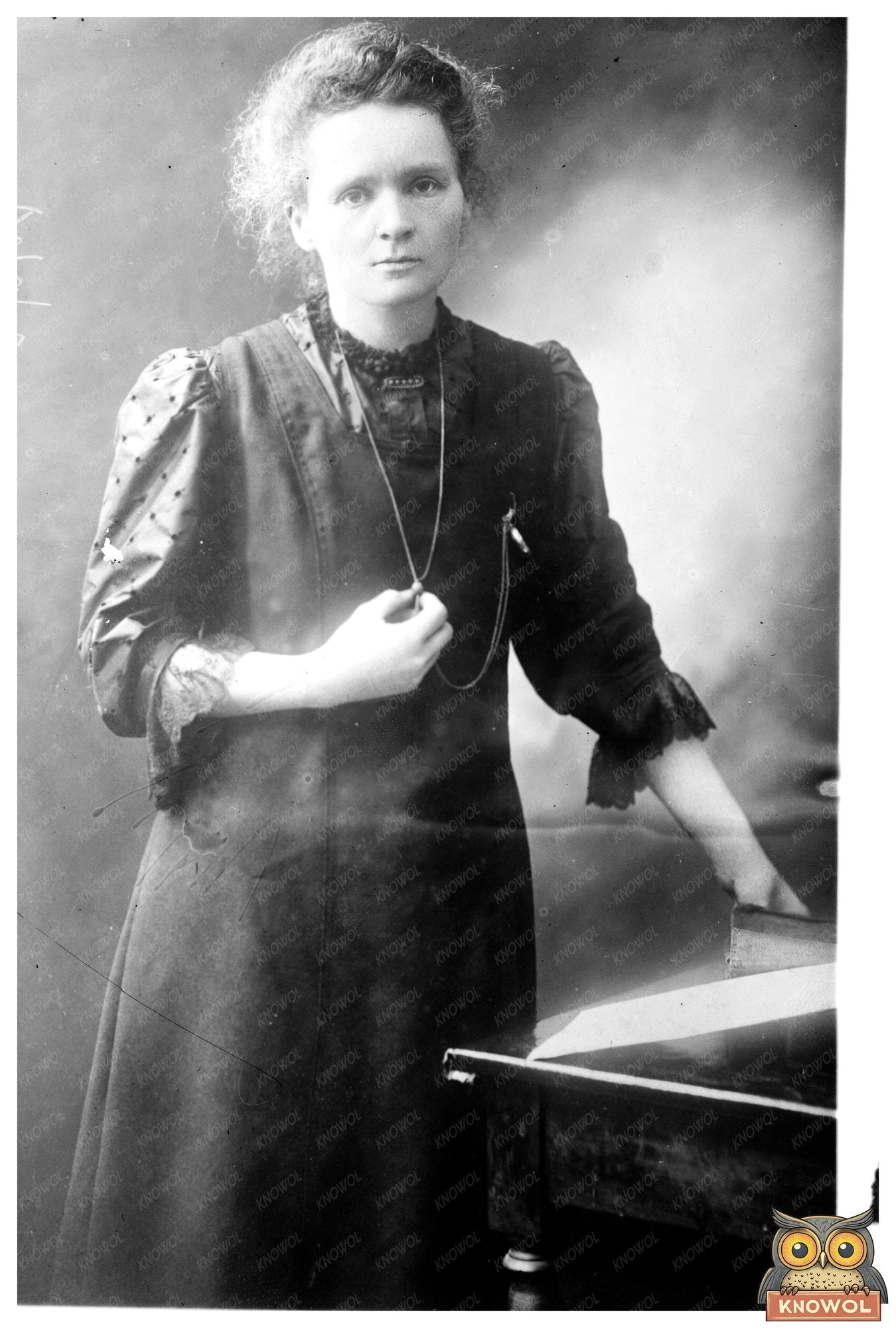 Marie Curie: Pioneer of Radioactivity in Science