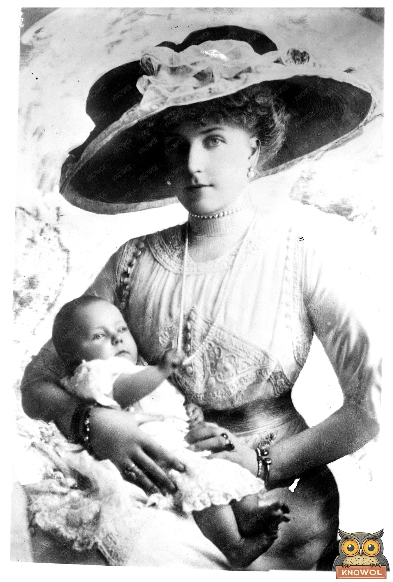 Royal Portrait of Queen Victoria and Princess Maria