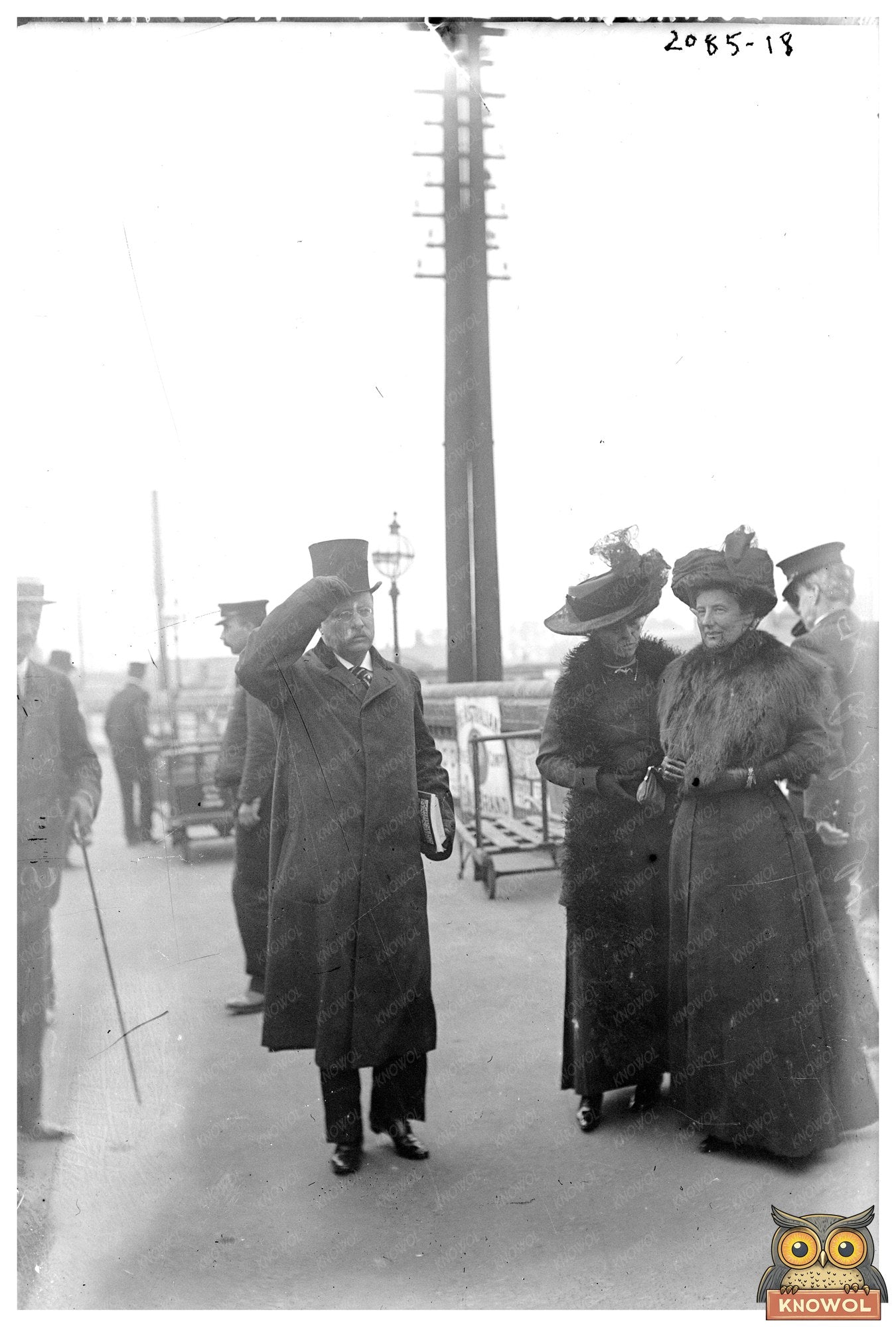 Historic Family Moment: Roosevelt with Edith & Alice