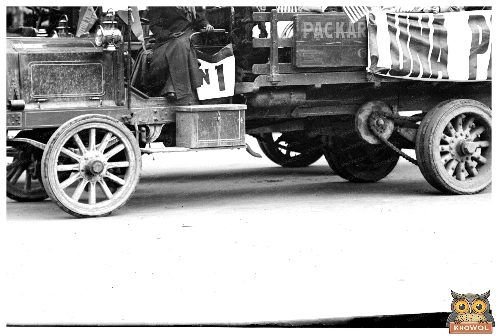 1911 Coney Island Outing: Joyful Orphans Adventure