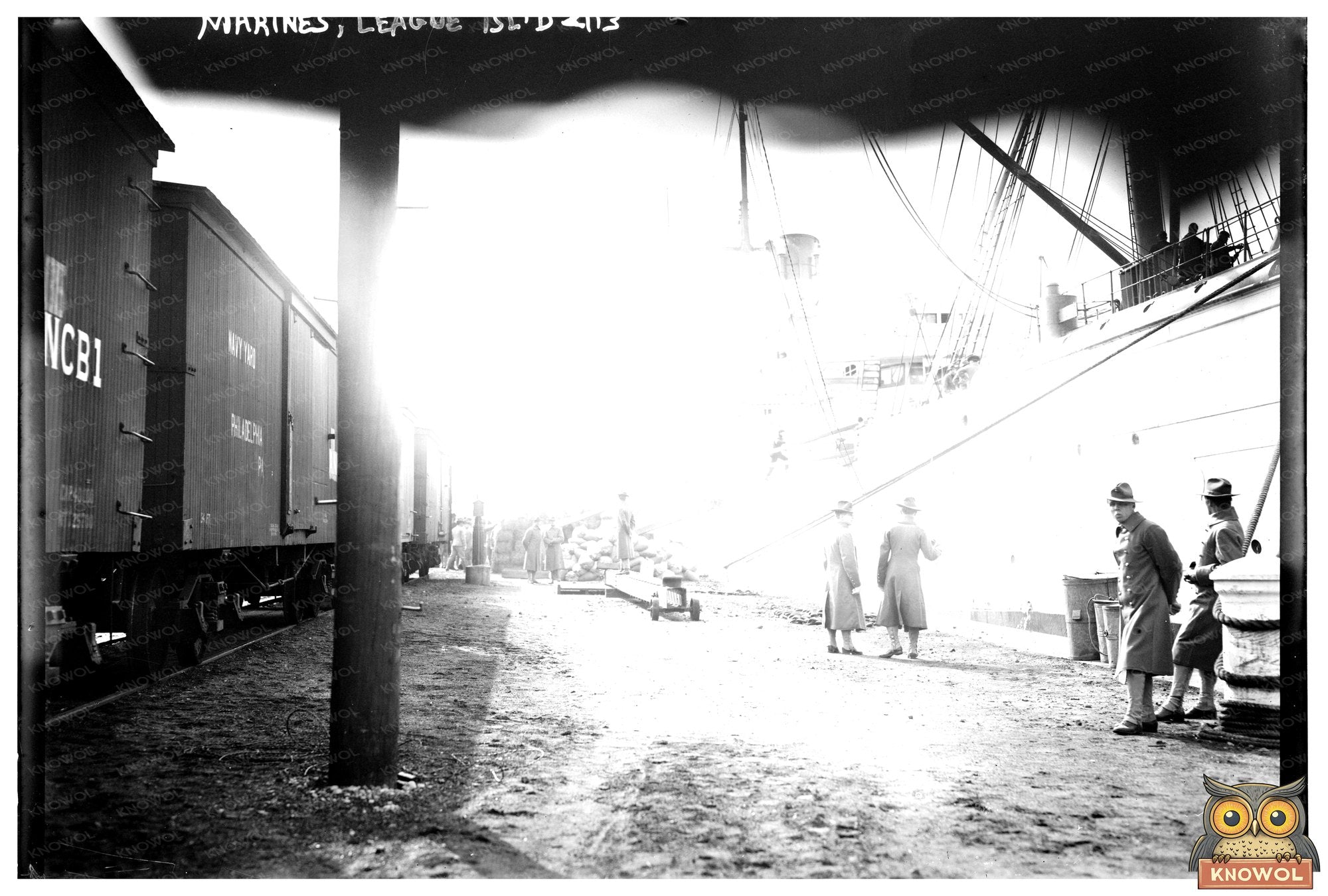 1913 US Marines at League Island Naval Yard