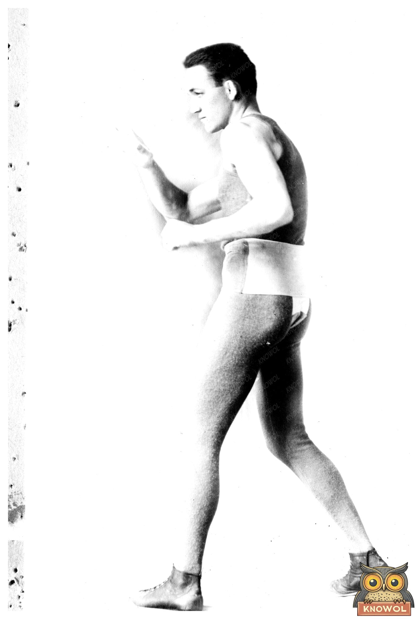 Agile Gibbons in Motion: A 1910s Snapshot