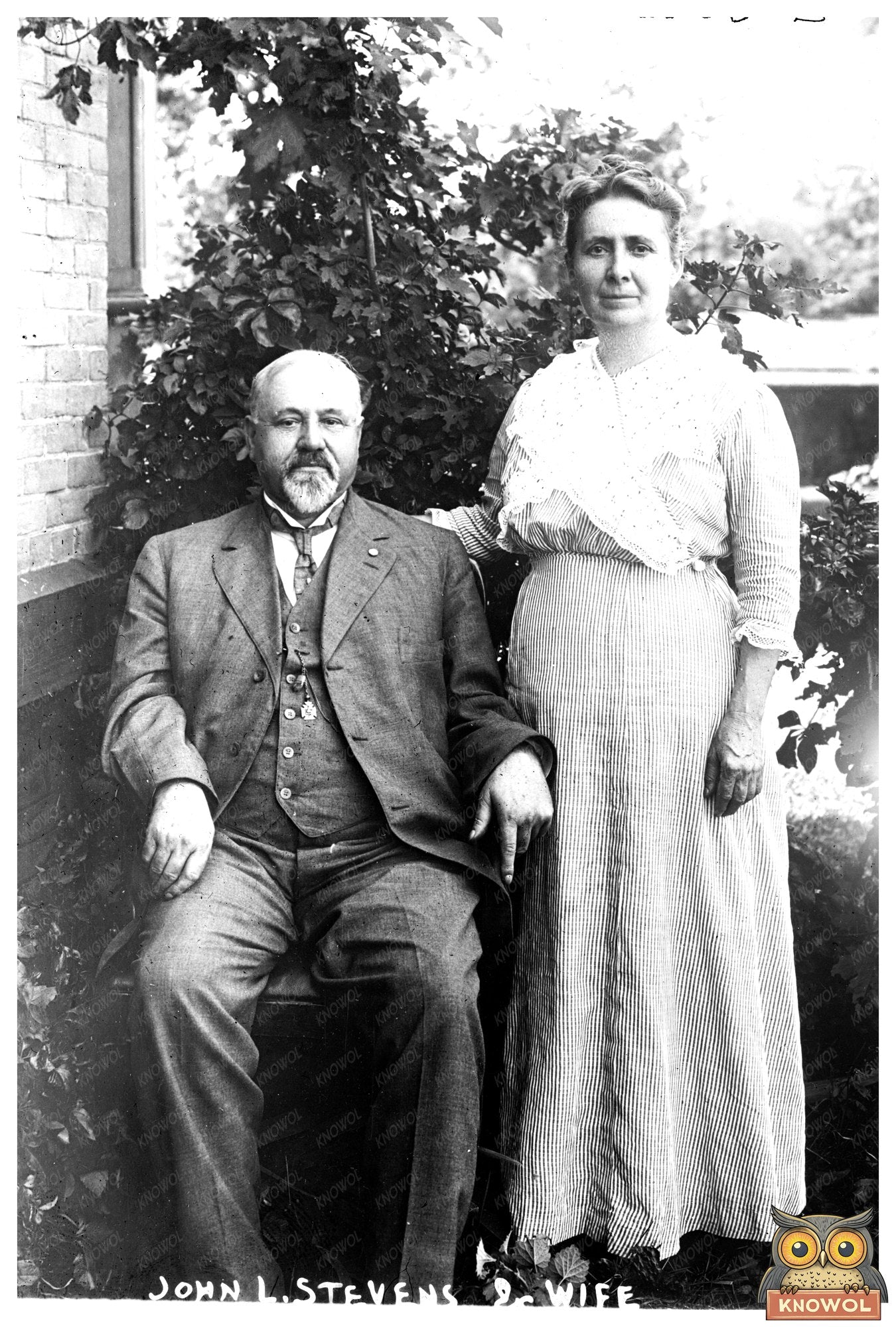 Early 1900s Vintage Portrait of a Couple
