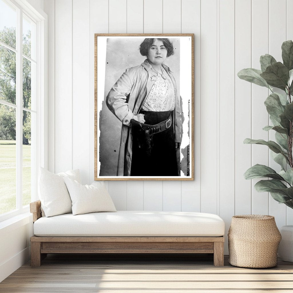 Timeless Portrait of Early 20th Century Society Woman