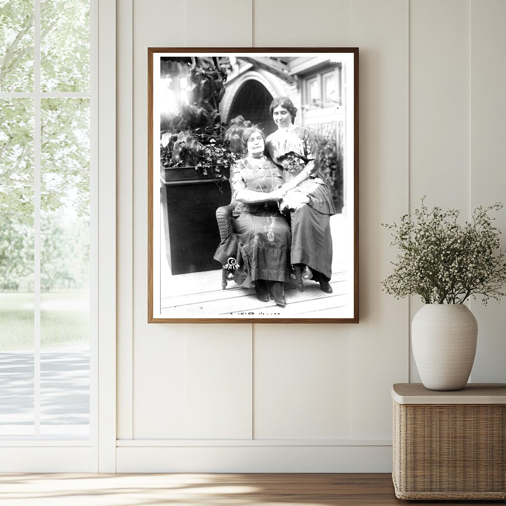 Inspiring Moment: Helen Keller with Mrs. Macy, 1913