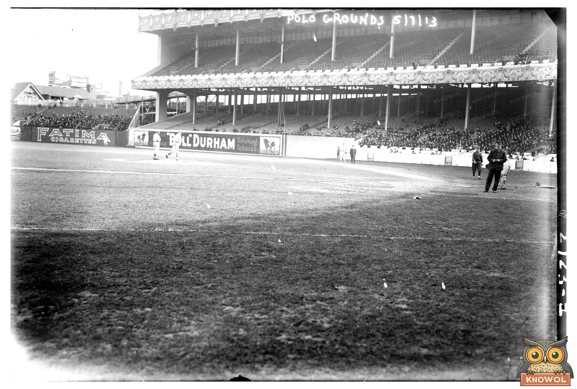 Exciting Baseball Clash at Polo Grounds, 1913