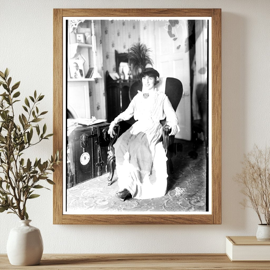 Elegance and Controversy: Evelyn Thaw, 1913